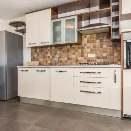 Ferienhaus Laura Mit Pool Fur 10 Leute Holiday home Stankovci (Zadar)
